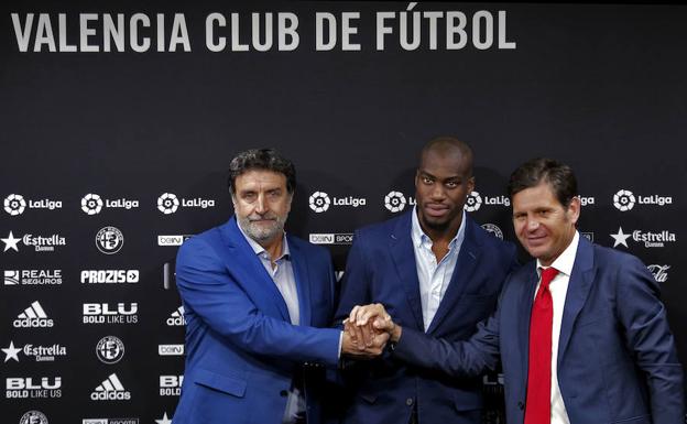 Presentación de Geoffrey Kondogbia en el Valencia CF.