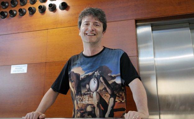 El autor de 'El diccionario de JLFJ', José Luiís Fernández./Txema Rodríguez