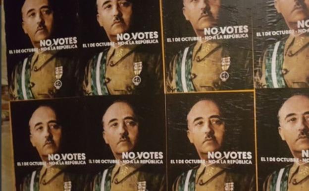 Carteles en Cataluña con fotos de Franco.