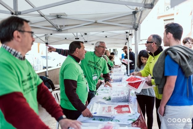 Doce puntos de avituallamiento.Se ha logrado la implicación de varios clubes de la Plana ante la necesidad de un gran número de voluntarios.
