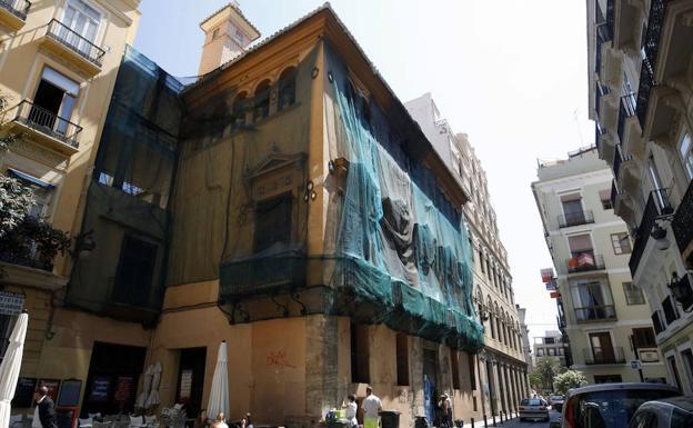 Inicio de las obras de rehabilitacion del Palacio Valeriola adquirido por Hortensia, la esposa de Juan Roig.