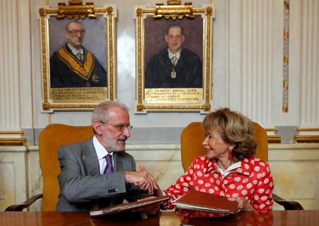 Morcillo y De la Vega, durante el encuentro. / EFE/Kai Försterling