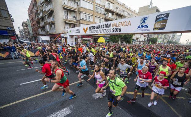 Corredores en el Medio Maratón 2016./valenciaciudaddelrunning