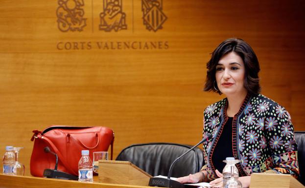Sanidad aumentará las ayudas para el copago y dedicará una partida de su presupuesto para integrar al personal del hospital de la Ribera