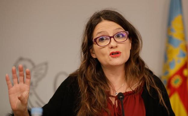 Mónica Oltra, durante la rueda de prensa. /Efe