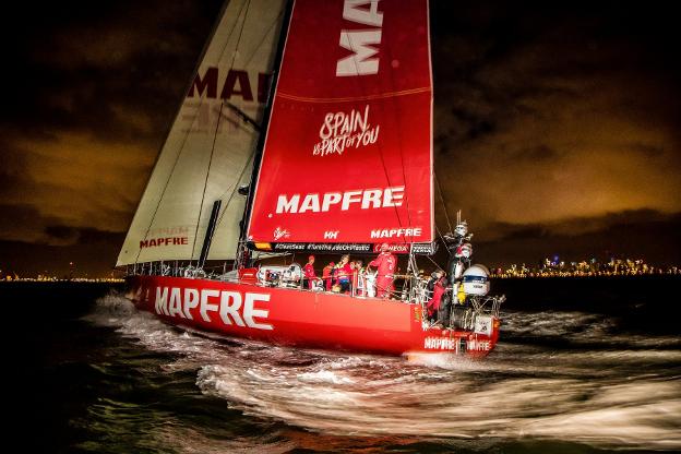 El barco español llegando a meta en Melbourne. / Jesús Renedo/Vor