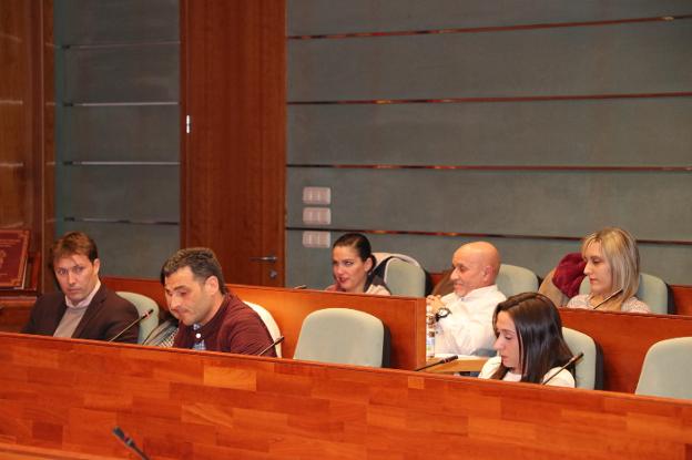 El concejal, Alfred Costa, en su última intervención en el pleno. / lp
