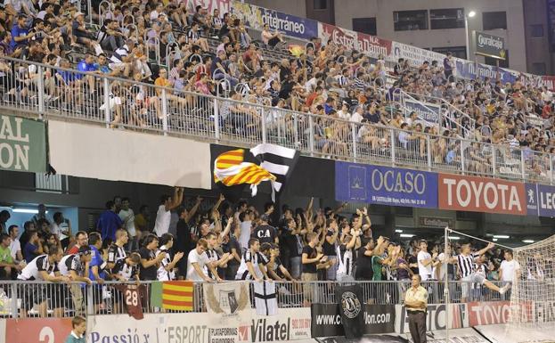 Castalia registra entradas espectaculares gracias al número de socios del Castellón. /LP