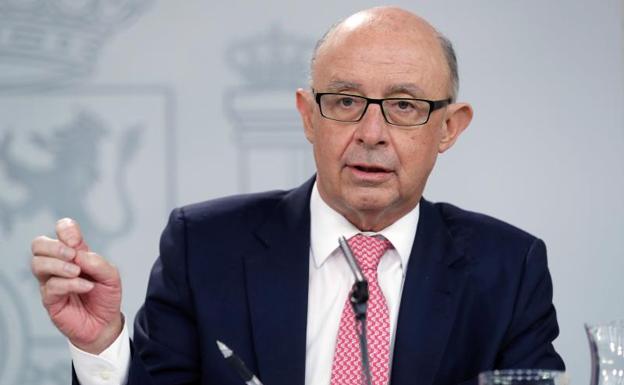 El ministro de Hacienda, Cristóbal Montoro, en el Consejo de Ministros./EFE