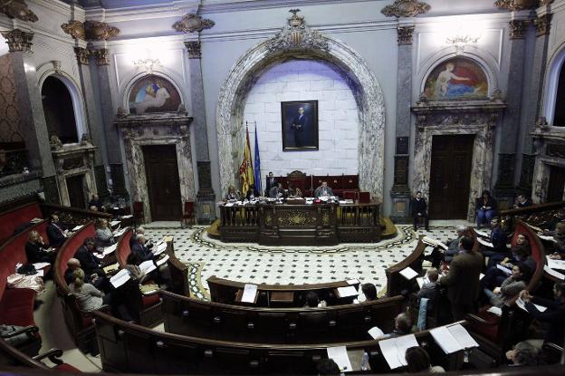 El hemiciclo, en el último pleno. / irene marsilla
