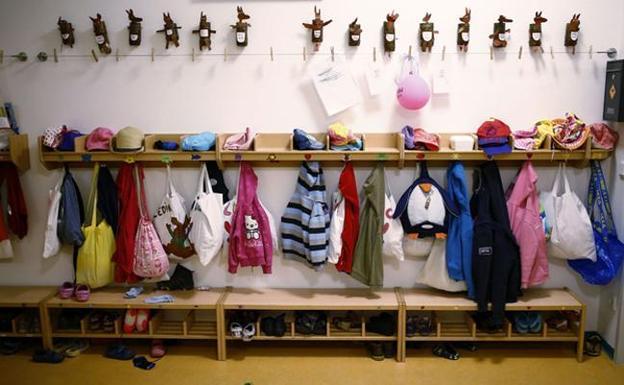 Cómo conseguir el cheque escolar de hasta 90 euros al mes para los niños de hasta 6 años