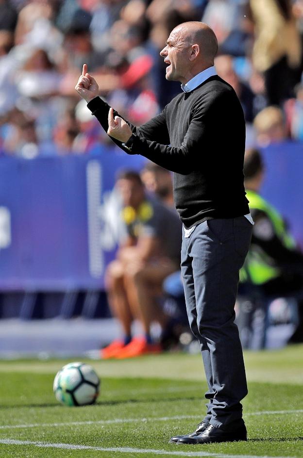Paco López. / EFE/ Manuel Bruque