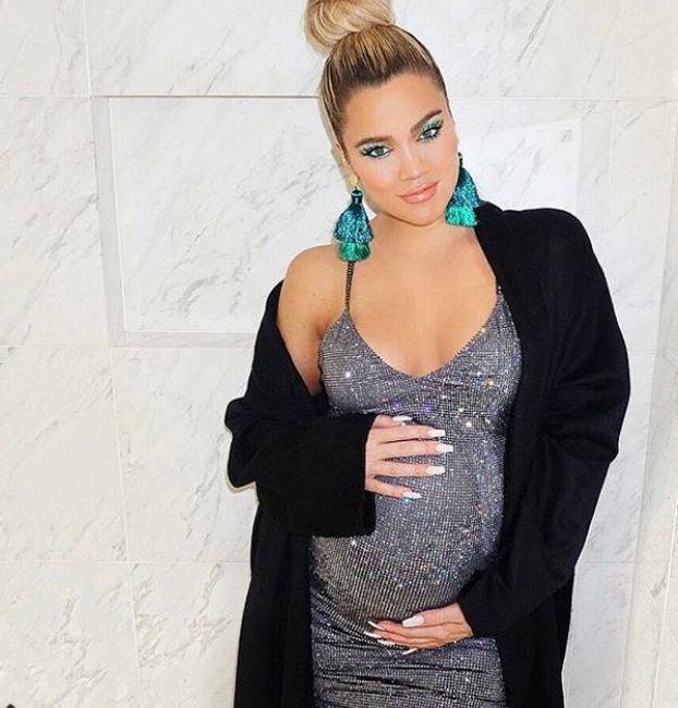Khloé Kardashian da a luz a su primera hija