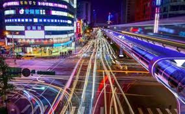 Juan Roig entra en el Hyperloop, el tren del futuro