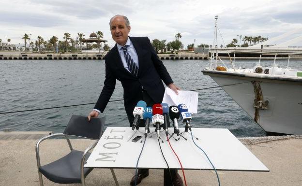 Francisco Camps, en La Marina, antes de su última rueda de prensa./Irene Marsilla