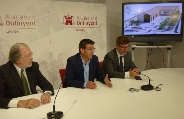 Presentación del proyecto por parte del alcalde de Ontinyent. / lp