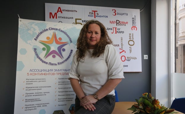 Natalia Dovnarovich dirige la Asociación 5 Continentes