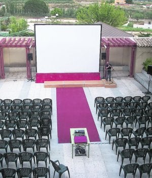 La sala de proyecciones al aire libre. ::
R. B.
Rubén Pinar. ::
ÁLEX DOMÍNGUEZ/