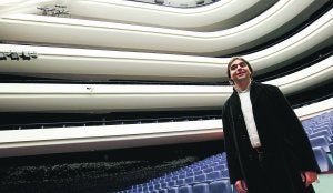 «El director no corrige, indica el camino»