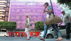 Una imagen del edificio en obras. ::
J.J. MONZÓ/