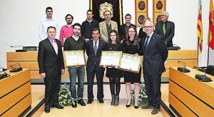 Galardonados en el premio y autoridades. ::
LP/