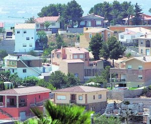 Los vecinos de Los Lagos continúan esperando la urbanización de la colonia. ::
FRANCISCO GARCÍA/