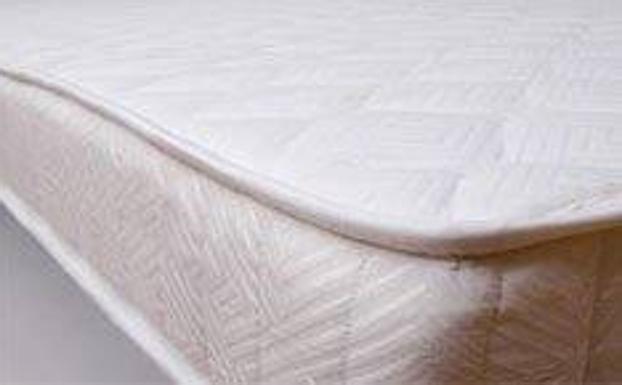 Feudal amenaza Rebotar Cómo quitar el molesto olor a humedad de un colchón | Cosas Prácticas - Las  Provincias