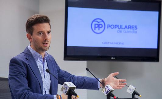 El portavoz del PP de Gandia, Víctor Soler. /Àlex Oltra