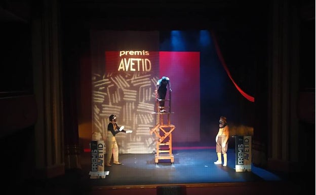 Un momento de la gala de Avetid en el teatro Talia. /lp