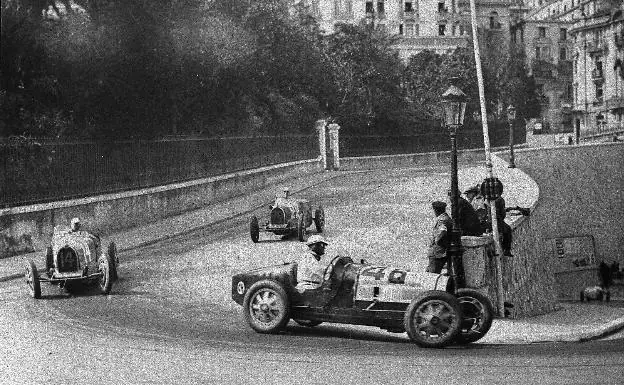 Los Bugatti 35 dominando el GP de Mónaco de 1930