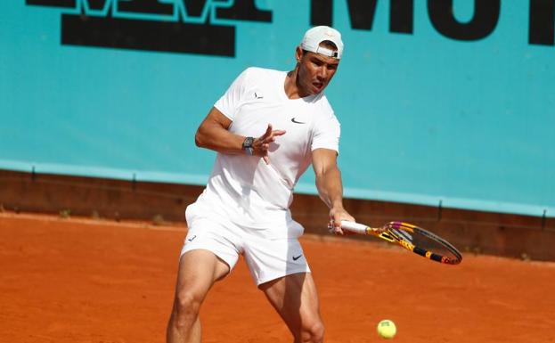 Rafa Nadal prepara su participación en el Masters 1.000 de Madrid. /EP