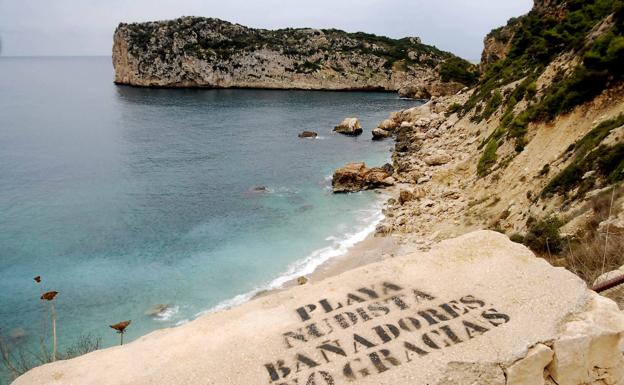 Las 30 playas nudistas de la costa alicantina: de Benidorm a Altea, Jávea o Dénia