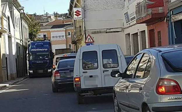 Tráfico en Pedralba. 