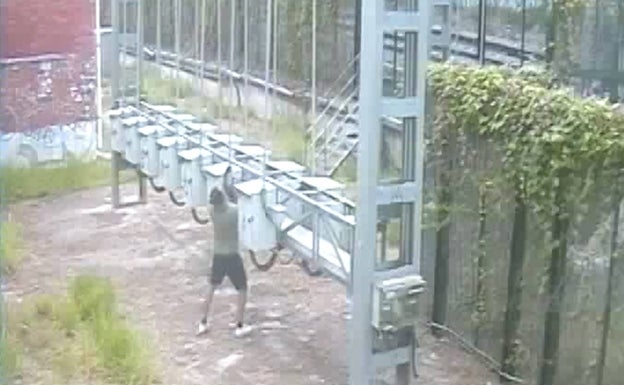 Cae una banda que saqueaba el cableado del Corredor Mediterráneo dejando los trenes sin suministros