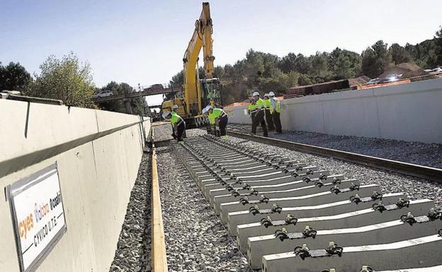 Obras en una línea de Metrovalencia en una imagen de archivo. 