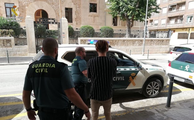 La Guardia Civil desmantela una banda criminal tras cometer una veintena de delitos en Albaida