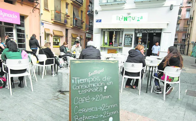 Un bar en el centro de Valencia con horario limitado 