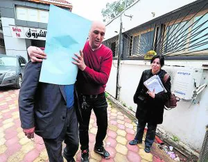 El padre de Merah acusa al Estado de precipitarse en la captura. ::                             AFP/